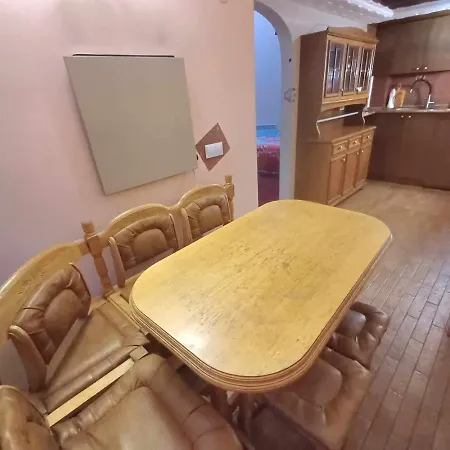 Apartment 2-х рівнева в центрі університет франка з парковкою Lviv